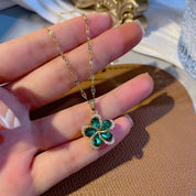 Collier Pendentif Fleur Saphir - NAWARA