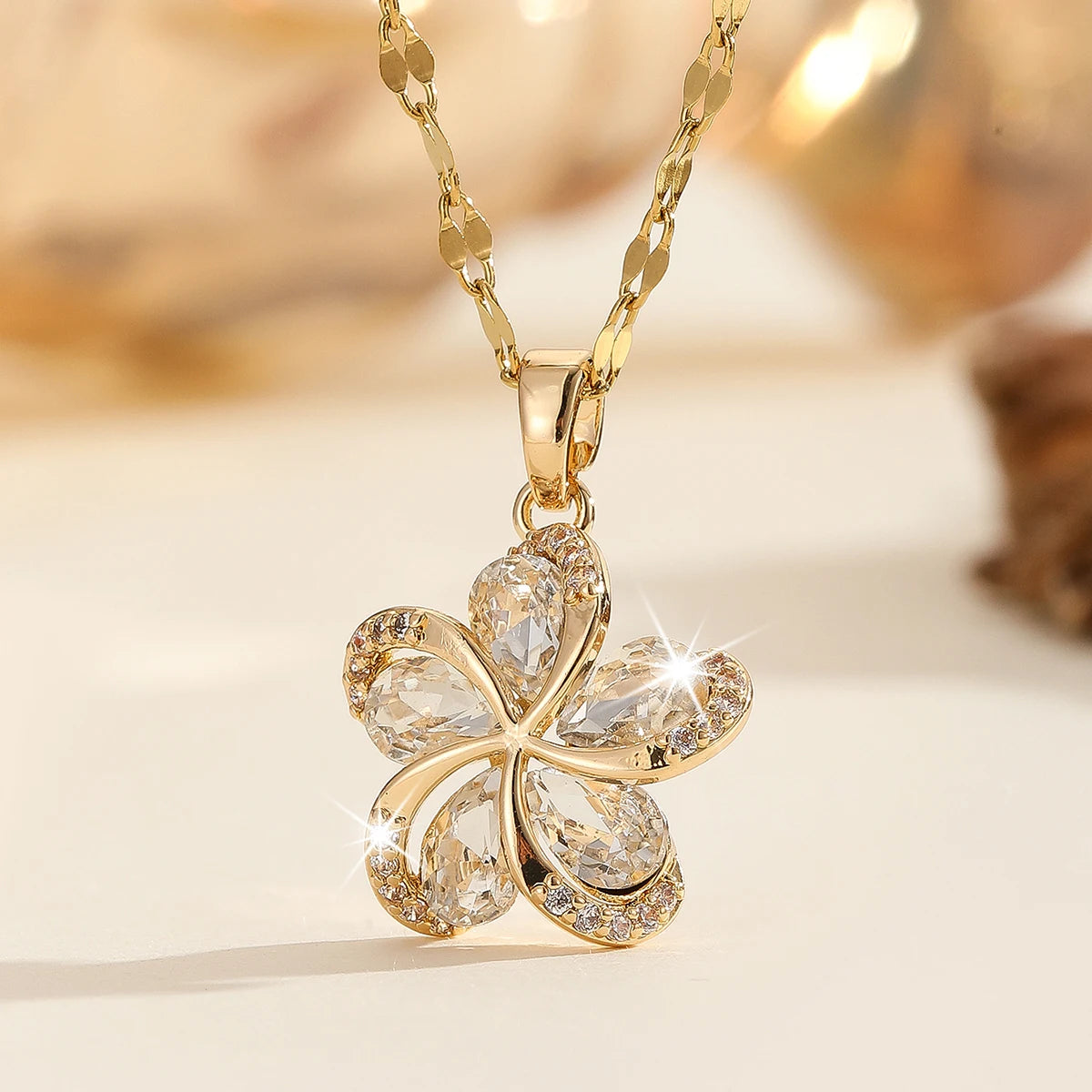 Collier Pendentif Fleur Saphir - NAWARA